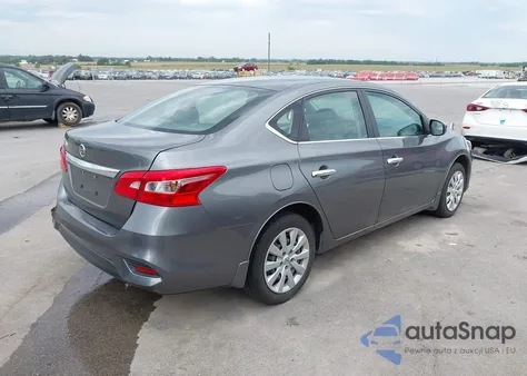 2017 Nissan Sentra S z USA, uszkodzony, nr VIN 3N1AB7AP5HY220788